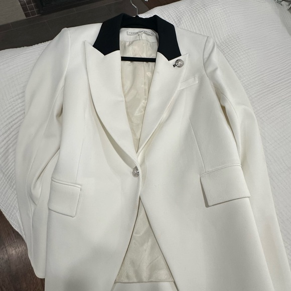 Veronica Beard Dickey blazer white with black collar. Never been worn - Picture 5 of 7